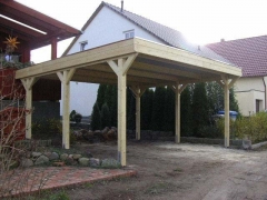 Doppelcarport Akzent mit Holzblende
